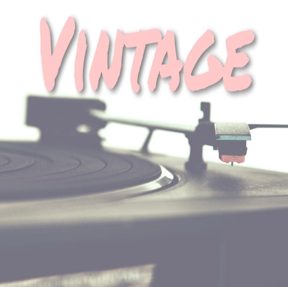 🌻I HAVE LOTS OF VINTAGE ITEMS🌻